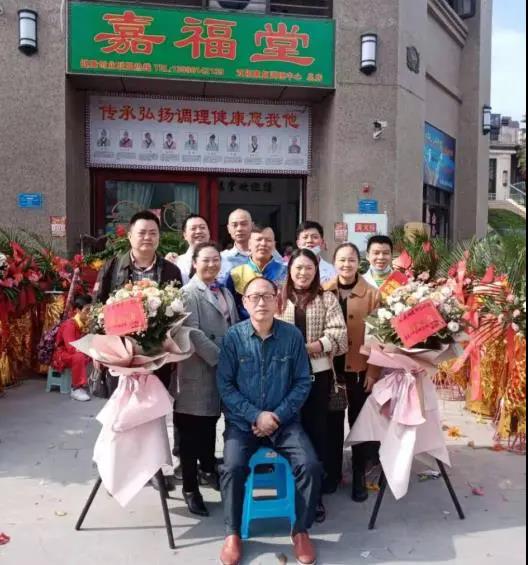 只有學(xué)員在重慶六合學(xué)校學(xué)到真技術(shù)，他們才有創(chuàng)業(yè)的底氣