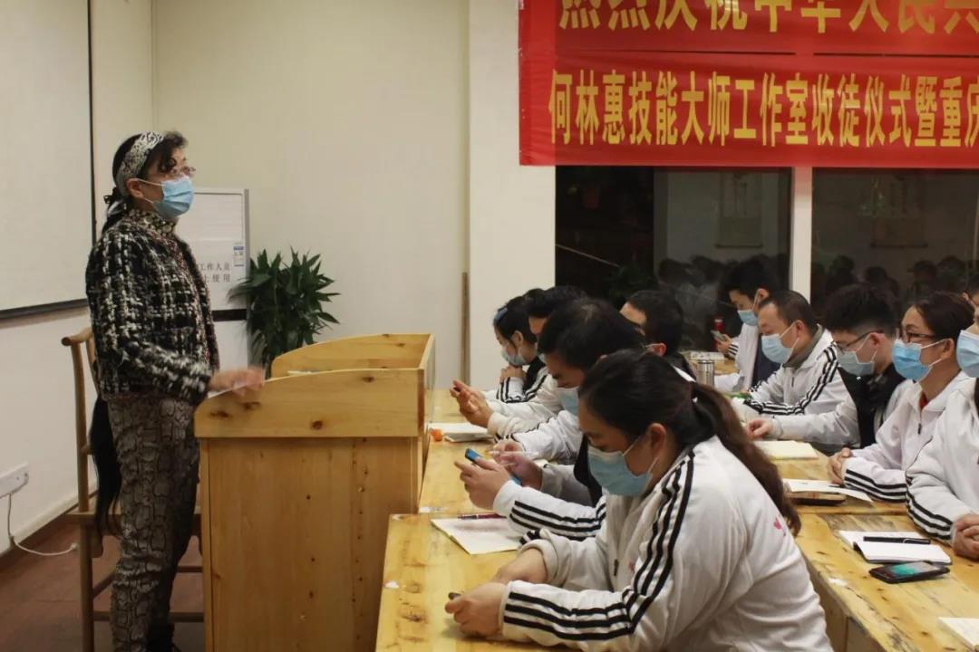 中醫(yī)推拿治療小兒吐奶