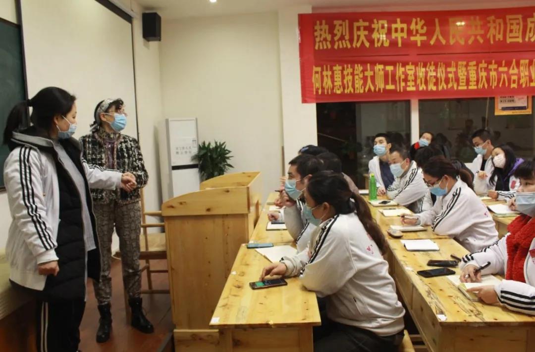 何為肩周炎，患上肩周炎應(yīng)該如何按摩？
